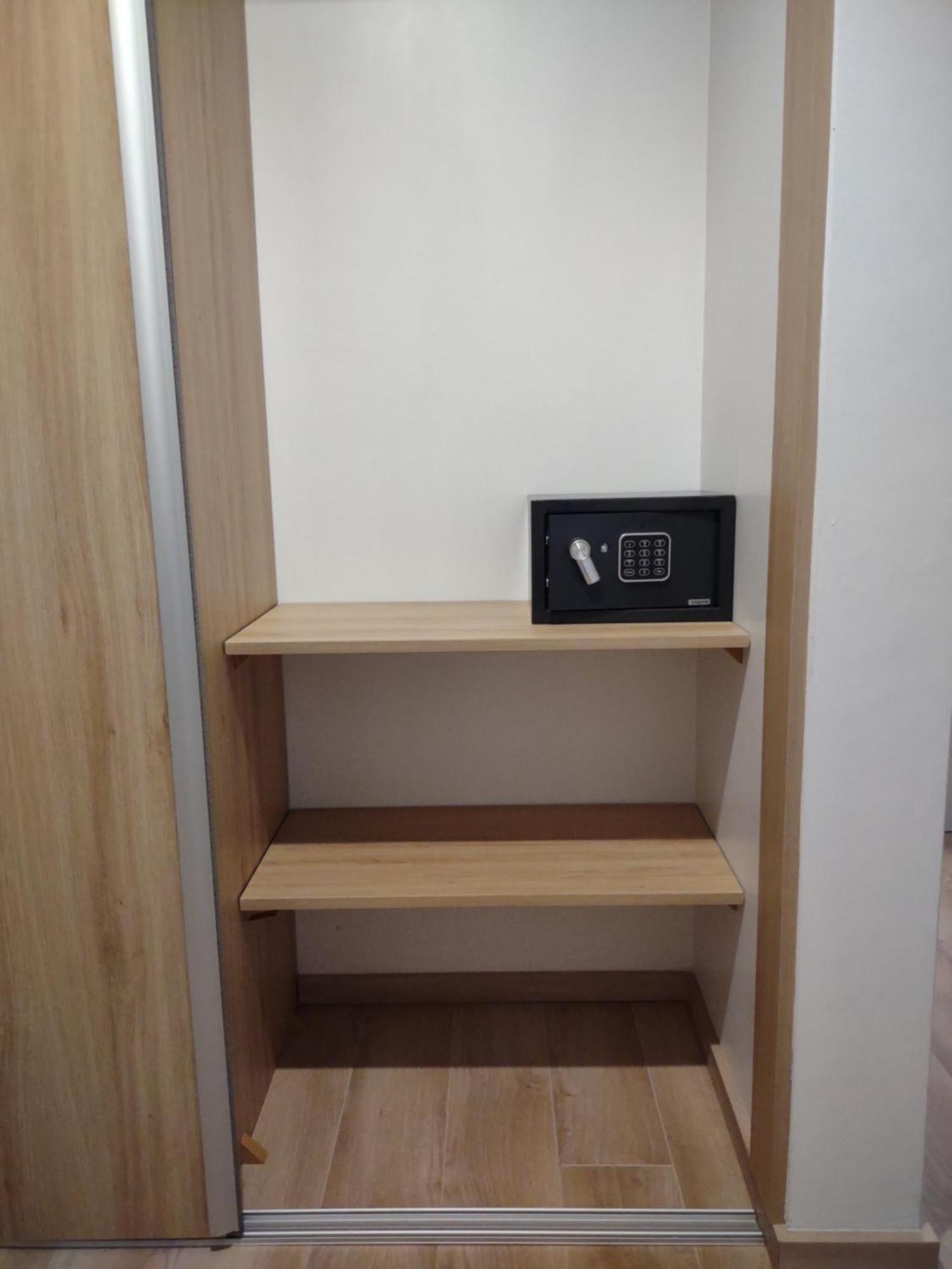 Appartement Karina Apartman à Dunajská Streda Extérieur photo